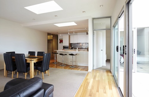 North Hobart Apartment | Executive Apartments, Hobart
