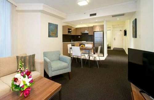 Haymarket Apartment | Executive Family Studio w private balcony at Cunningham Street, Sydney CBD