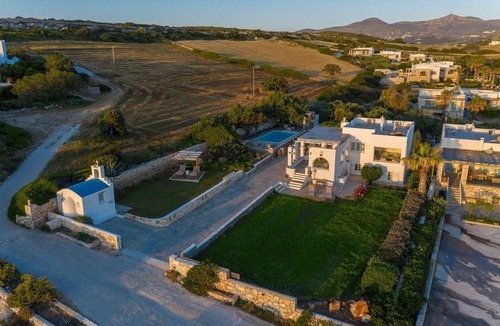 Paros Villa | Executive Paros Villa | 5 Bedrooms | Villa Beachfront Supreme | Beachfront Sea