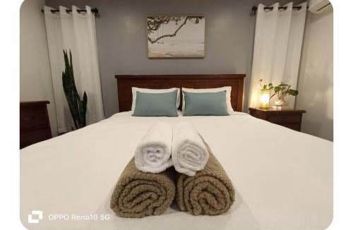 Holmview House | Executive Suite