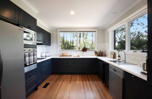 Bowral Apartment | Extraordinary Country Retreat with Beautiful Views