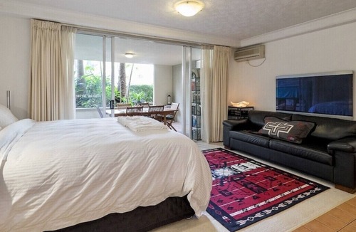 Fortitude Valley Apartment | Fabulous cosy position for travellers