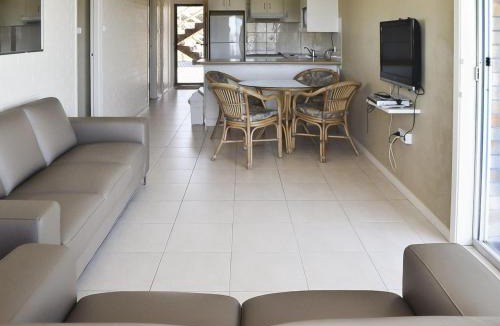 Tuncurry Apartment | Fairholme 5