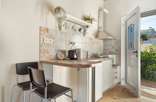 Fternon Apartment | Fairytale Apartment with Sea View, Wi-Fi, and Air Conditioning
