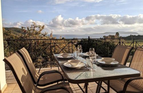 Pylos-Nestoras Apartment | Familien Apartment 6 Personen überdachte Terrasse Finikounda