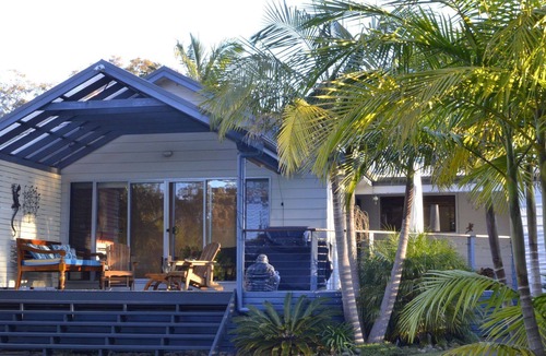 Erowal Bay House | Family and Pet Friendly HUGE lounge, garden and balcony. Great space to chill.