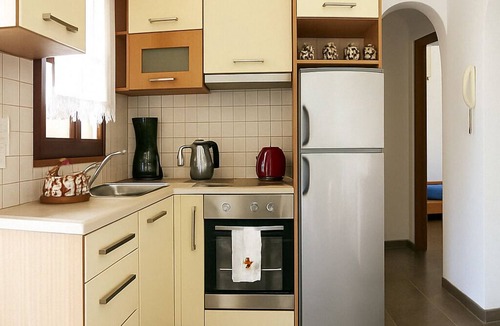 Agia Anna Apartment | Family Beach Apartment, Large Balcony, 1 Min to Sea, Kalypso Flat