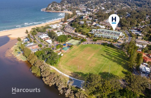 Avoca Beach Apartment | Family friendly 3 bedroom beachside apartment!