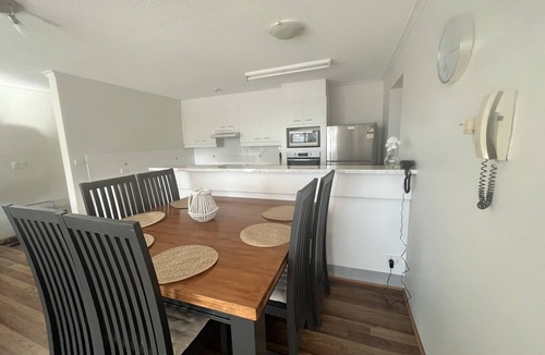 Maroochydore Apartment | Family Friendly Beach side Unit with Pool Spa Sauna Cotton Tree