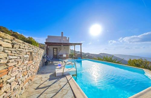 Kea House | Family house with a swimming pool 5 minutes from Ioulida