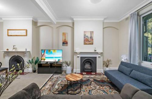 Ultimo House | Fancy 4 BR House with Parking - ICC&Darling Harbour-8 mins walk