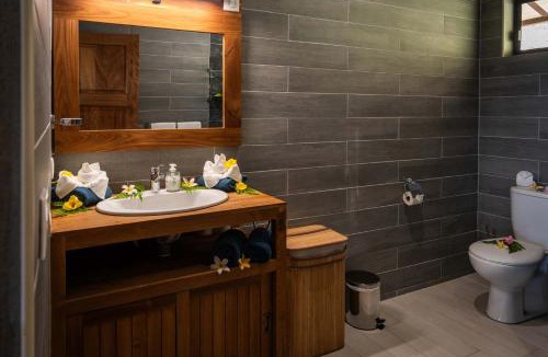 Point Matira House | FARE ARIITEA