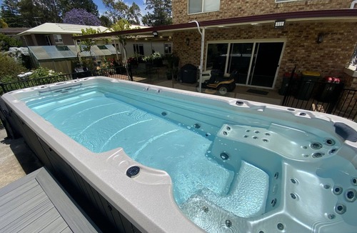 Thirlmere Cottage | Farm Stay at Camellia Cottage Pet Friendly