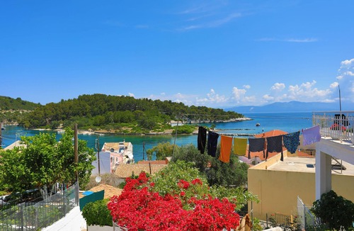 Gaios Apartment | Faros Epta: Gaios studio, sea views, private sun-loungers
