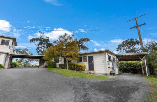 Nungurner House | “Feel a real sense of nature amongst this peaceful rural environment”