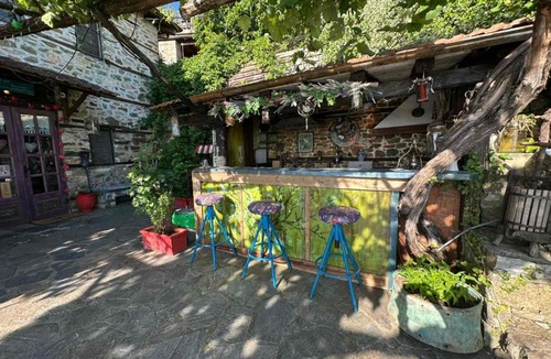 Panteleimon House | Feggaropetra Inn Magic Mountain House
