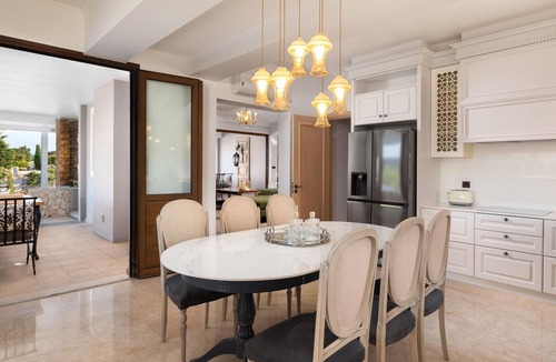 Petaloudes House | Ferienvilla Vento Imperiale Estate für 14 Personen by Interhome