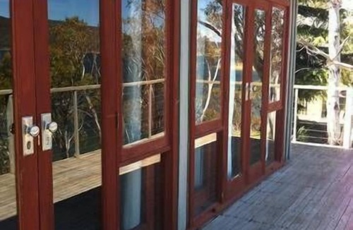 Anglers Reach Cabin | Fibbers Lodge Fish and Ski Retreat