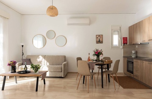 Pastida Apartment | Filerimos Nest - Private Countyard