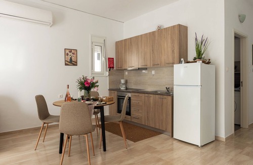 Pastida Apartment | Filerimos Nest - Private Countyard