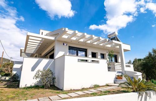 Nea Iraklitsa Villa | Filos Suites