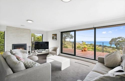 Anglesea House | First Point Anglesea