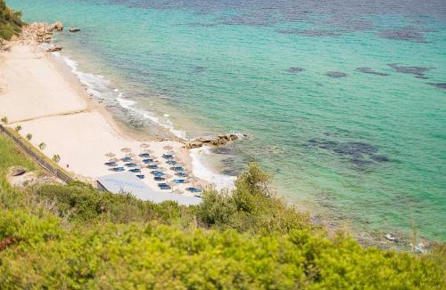Kassandra House | #FLH - Rastoni Retreats