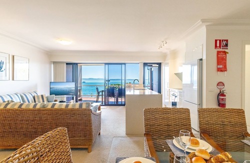 Nelson Bay Apartment | Florentine, 14/11 Columbia Cl - – AIRCON, WIFI, UNSURPASSED WATER VIEWS