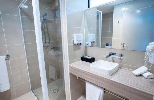 Lauderdale Hotel | Foreshore Hotel