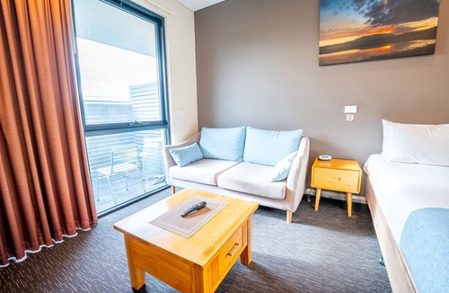 Lauderdale Hotel | Foreshore Hotel