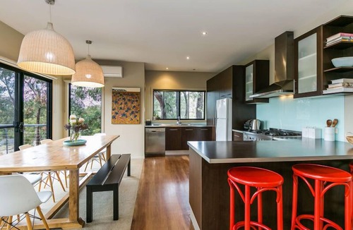 Fairhaven House | Forest View I Pet Friendly