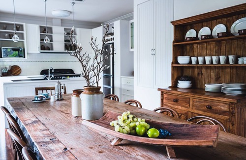 Castlemaine House | Forest View., Stunning HIA Building Award Winner, luxuriously appointed and comfortable. Perfect for.
