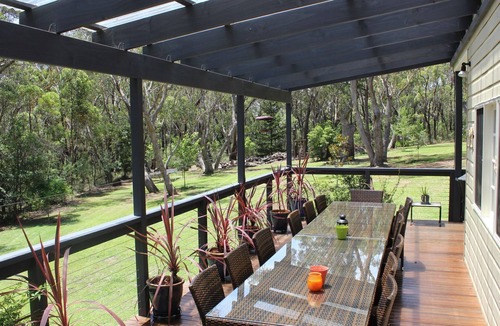 Wentworth Falls House | Four Seasons - Blue Mountains Home - Private Bushland with Spa & Fire place