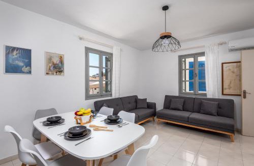 Halki Apartment | FOURLANOU HOUSE