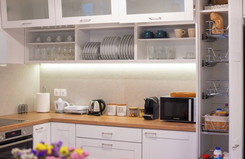 Spetses Apartment | Fourospito - Cozy apartment in the heart of old harbour.