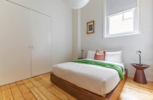 Collingwood Apartment | Foy and Gibson - An Industrial Chic Historic Warehouse