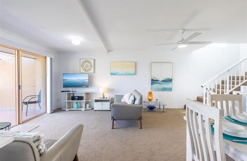 Shoal Bay House | Frangipani 4 spacious townhouse