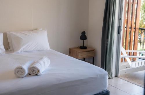 Rainbow Beach Hostel | Freedom Backpackers Hostel Rainbow Beach