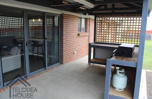 Mount Gambier House | Fresh, comfortable & modern 3 bedroom home - Telopea House.