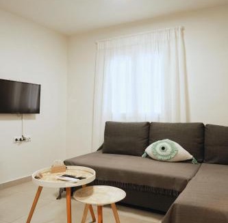 Kalamata Apartment | G&K House Garden