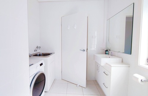 Sydney House | Gables/Box Hil/Maraylya 2Br granny flat with WiFi