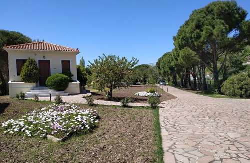 Petra House | Gaea Gardens Studios by Interhome