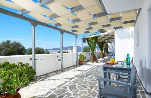 Adamas House | Galanis Rooms
