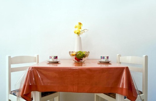 Galatas Apartment | Galatas studio 3, ideal for solo travellers, 750m from the beach