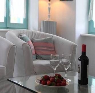 Exomvourgo Apartment | Galatea House First floor with terraces