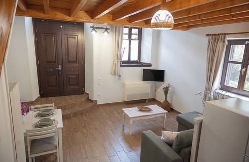Eresos House | Galinos-traditional house B