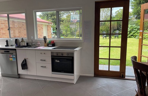 Engadine House | Garden View Entire Self Contained Guesthouse