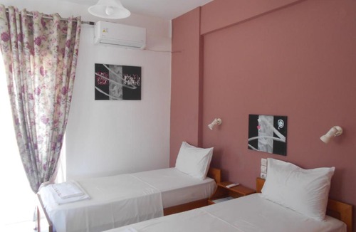Neo Kalamaki Apartment | Garifalia Studios