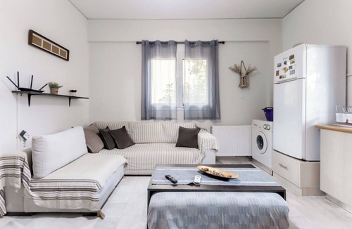 Pyrgos Apartment | George Central Apartment