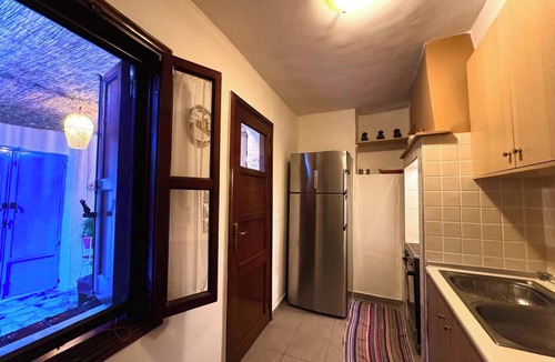 Rhodes Old Town Apartment | George & Michael Traditional House in Old town